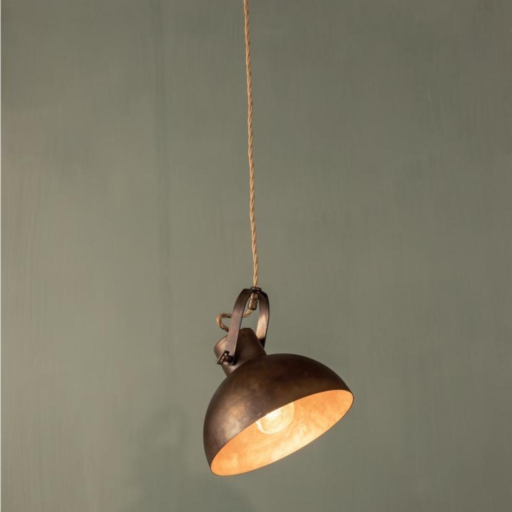 mediterran stilusu rusztikus fuggesztek lampa allithato etkezoasztal videki farmhouse design vilagitas etkezo konyha konyhasziget klasszikus elegans antikolt rezlampak.jpg